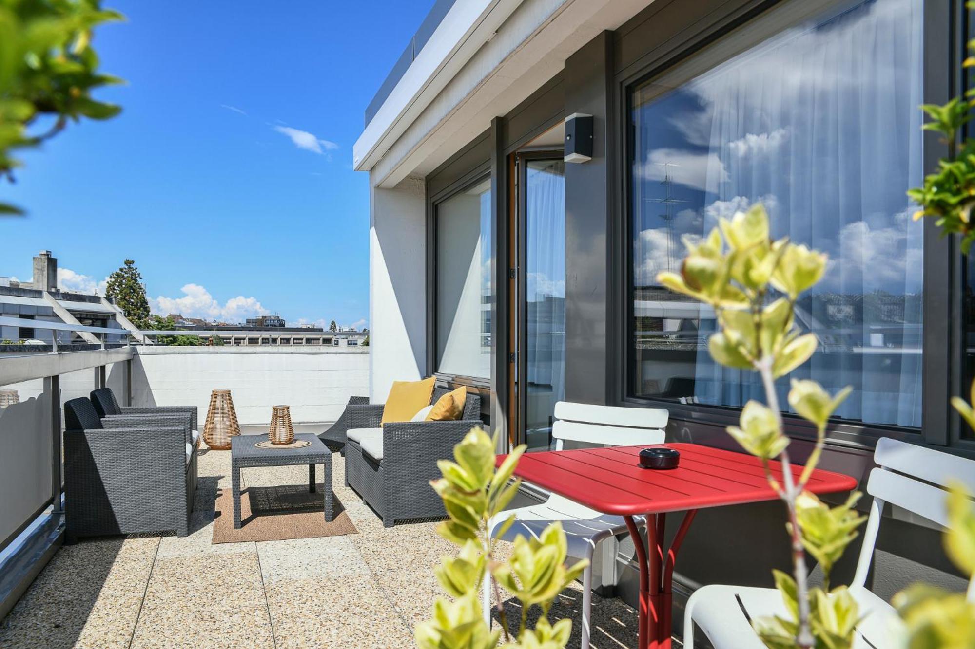 Home Swiss Hotel Geneva Exterior photo
